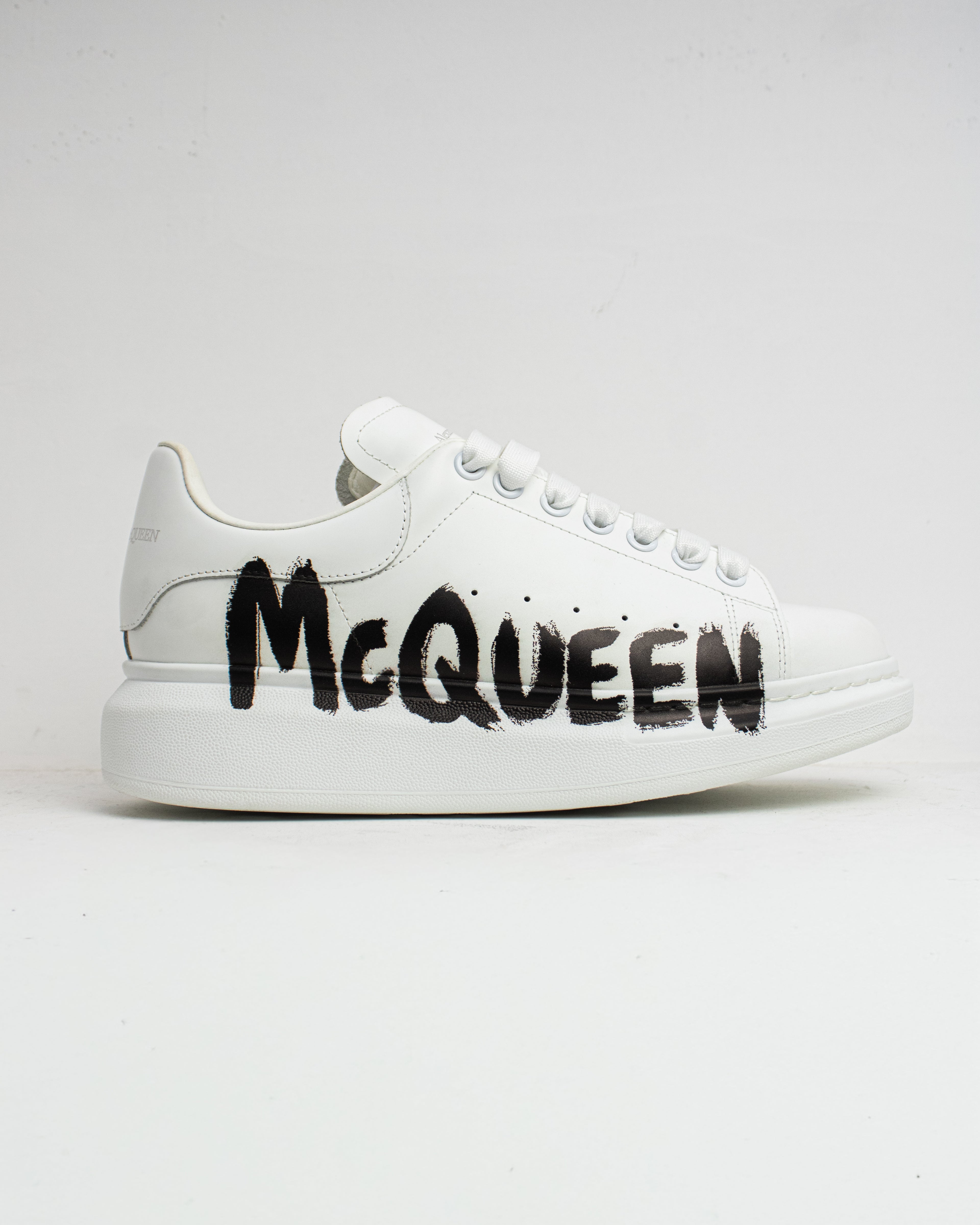 ALEXANDER MQUEEN OVERSIZE