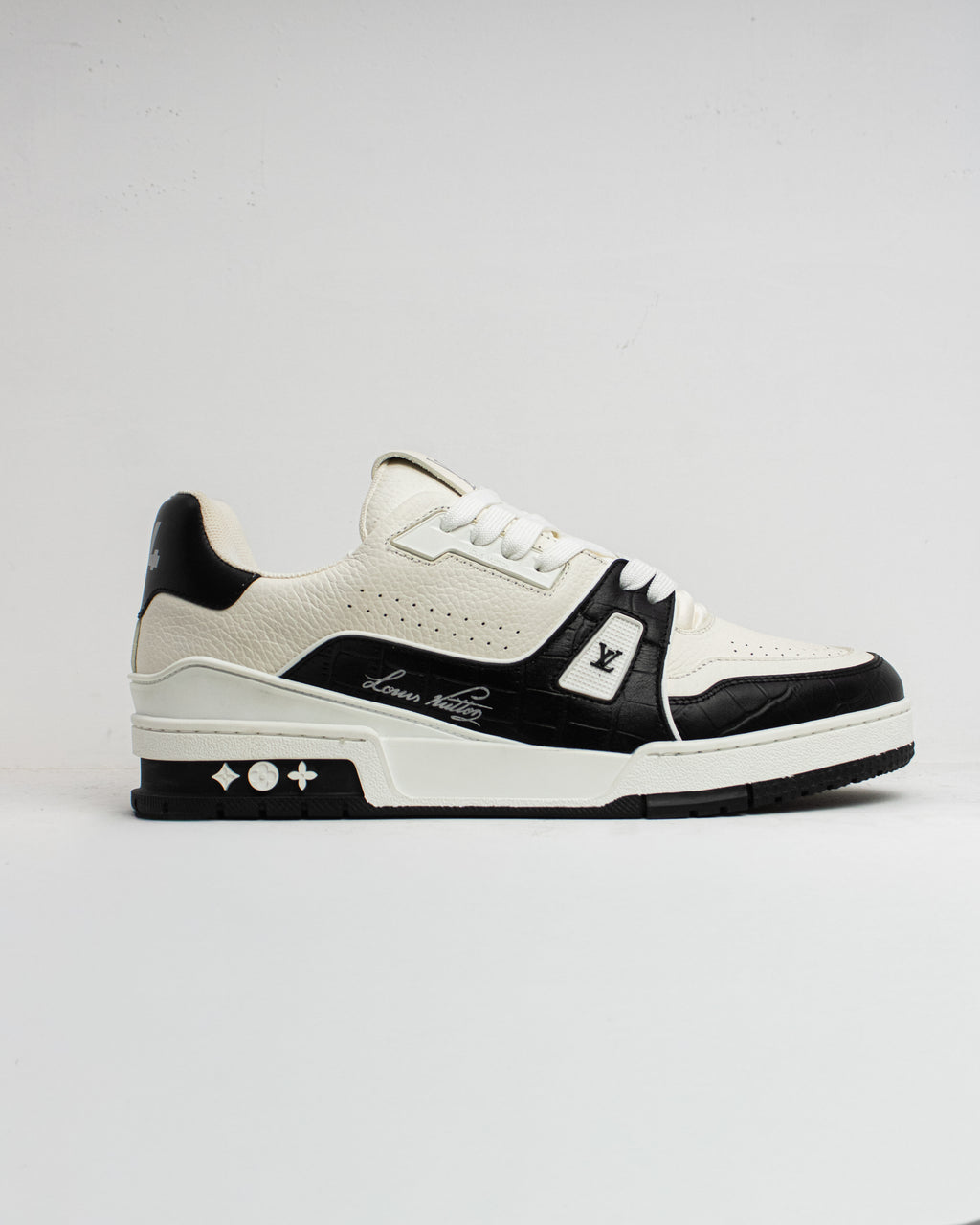 LV TRAINER