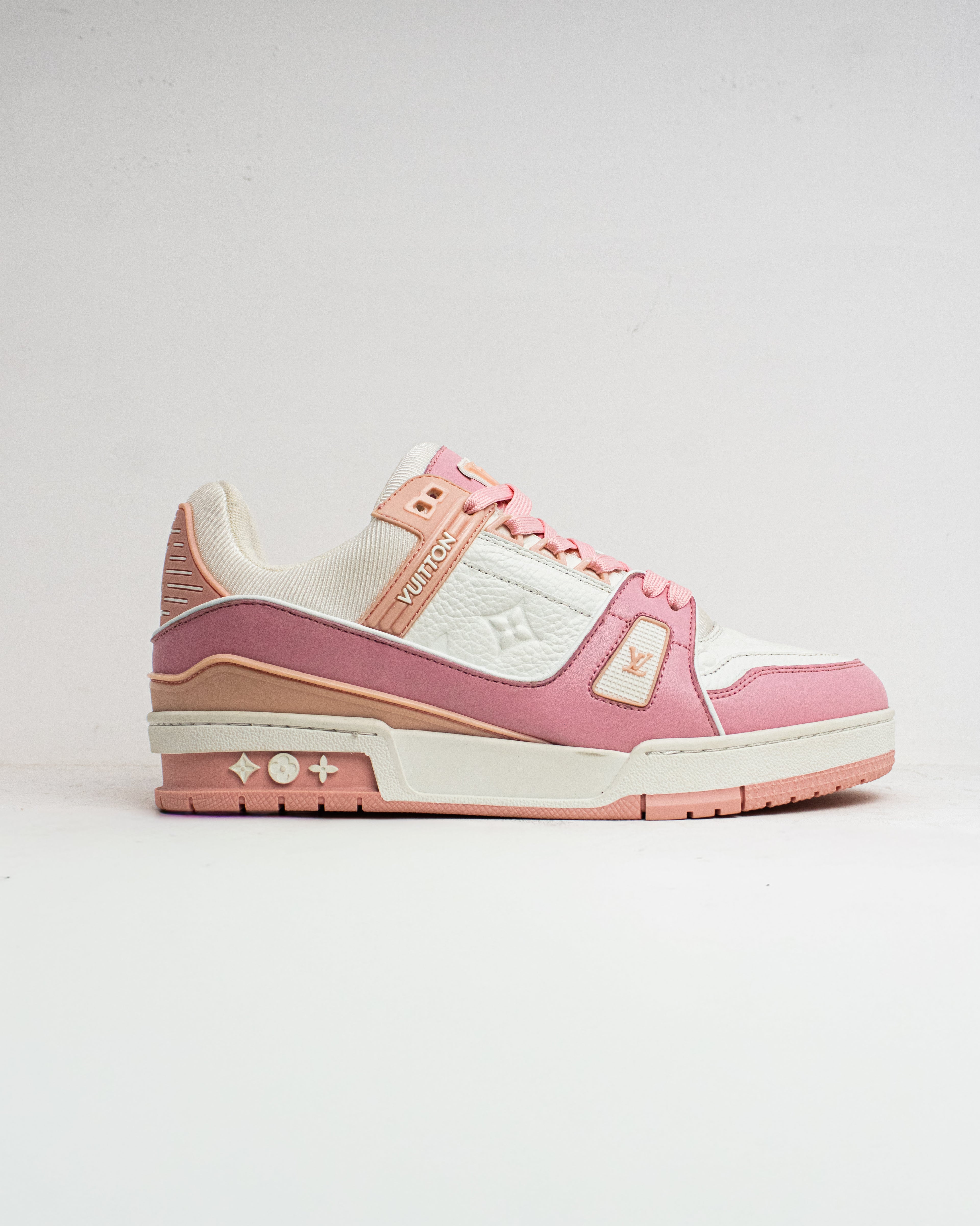 LV TRAINER
