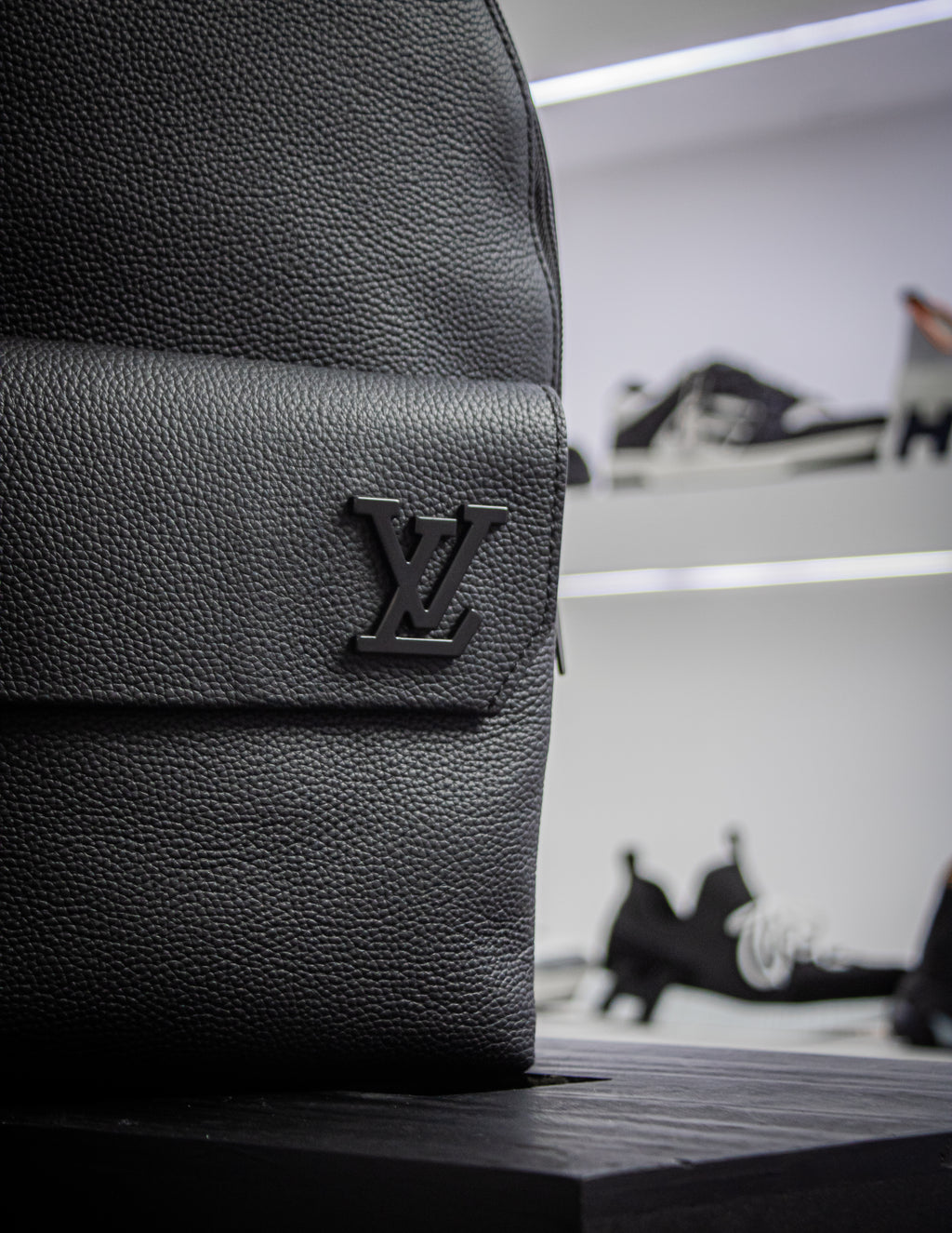 MOCHILA LV AEROGRAM BLACK