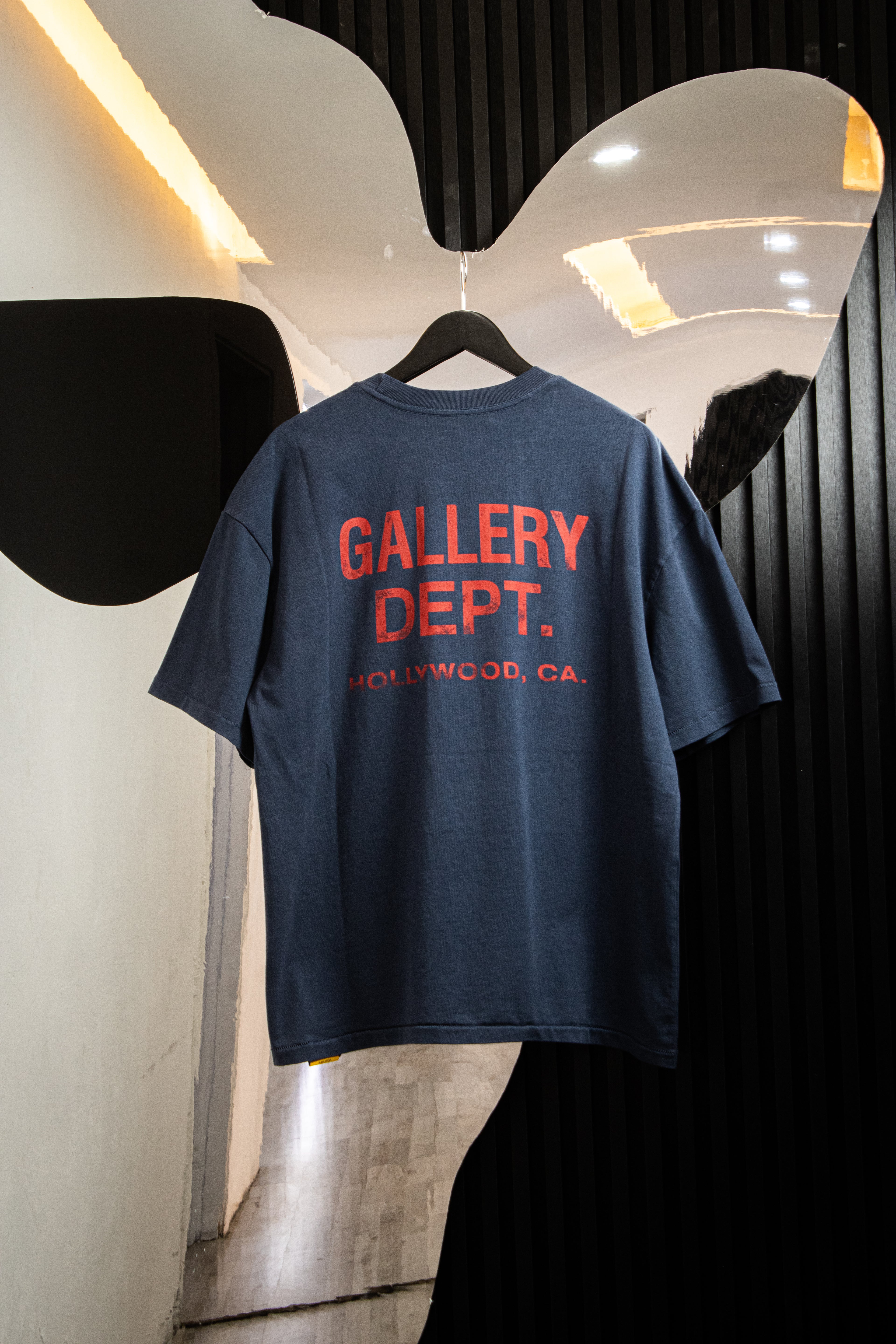 PLAYERA GALLERY DEPT