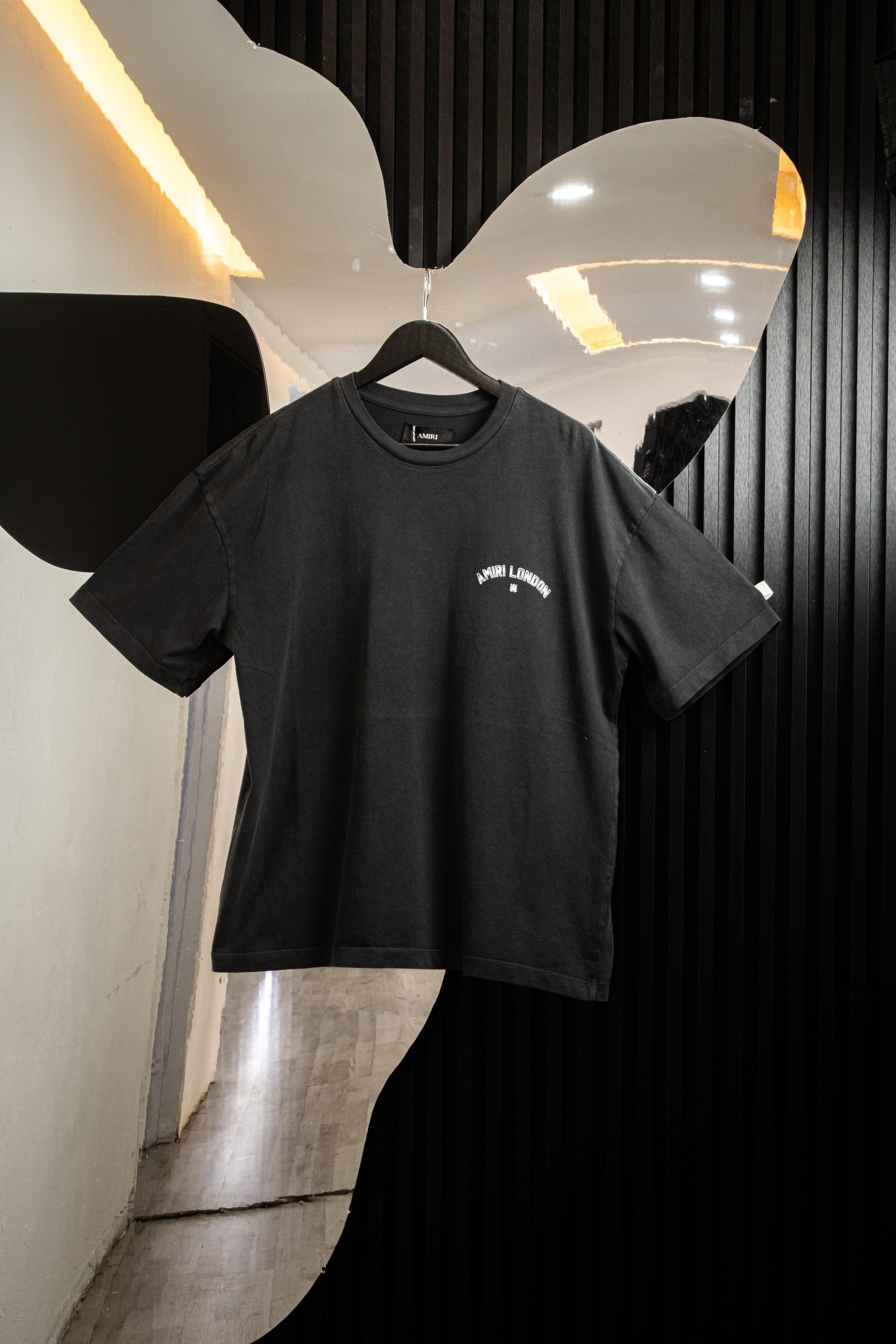 PLAYERA AMIRI LONDON
